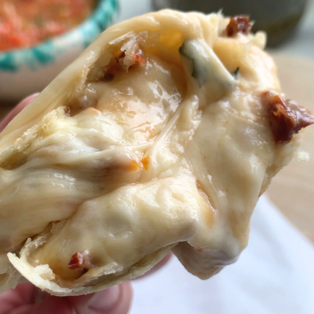 sundried tomatoes empanada